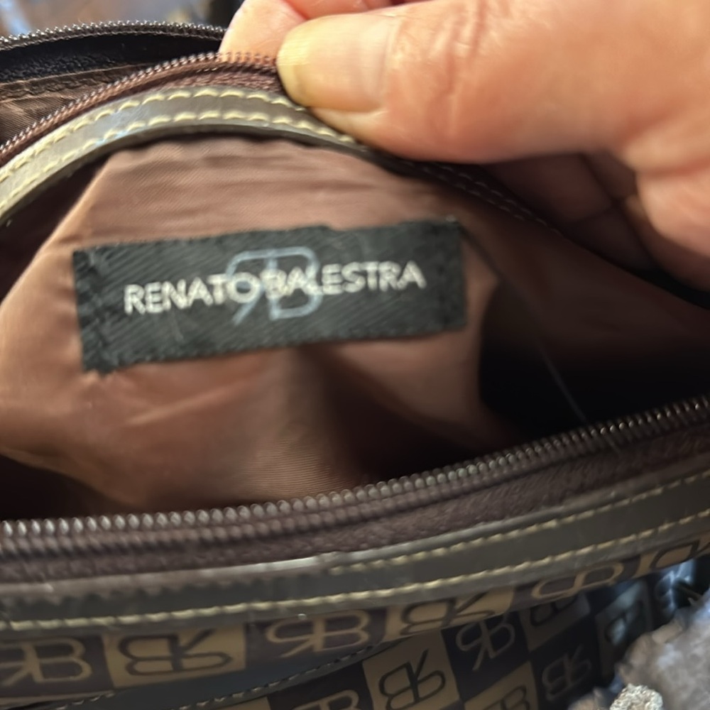 RENATO BALESTRA purse in great used condition - Picture 16 of 16